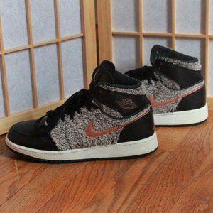 Nike Air Jordan Retro High GS Fleece Sneakers